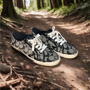 Coach Kameron Signature Canvas Sneakers Sequin Accent Chic Designer Casual